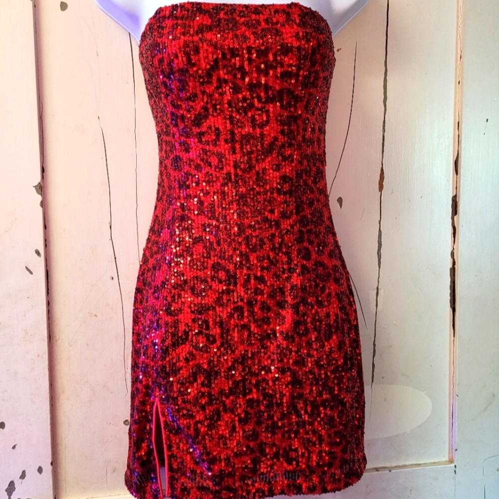 Red small sequin dress